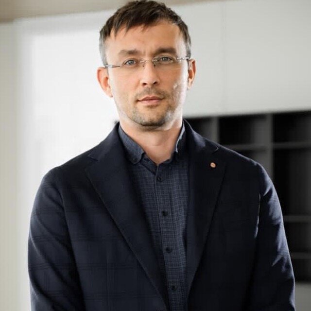 Наумов Денис