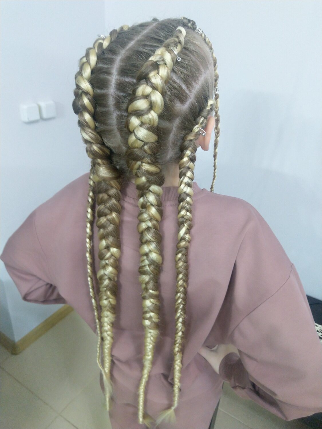 плетение кос с канекалоном, коса с канекалоном, косы колоски с канекалоном, брейды с канекалоном косы, прическа