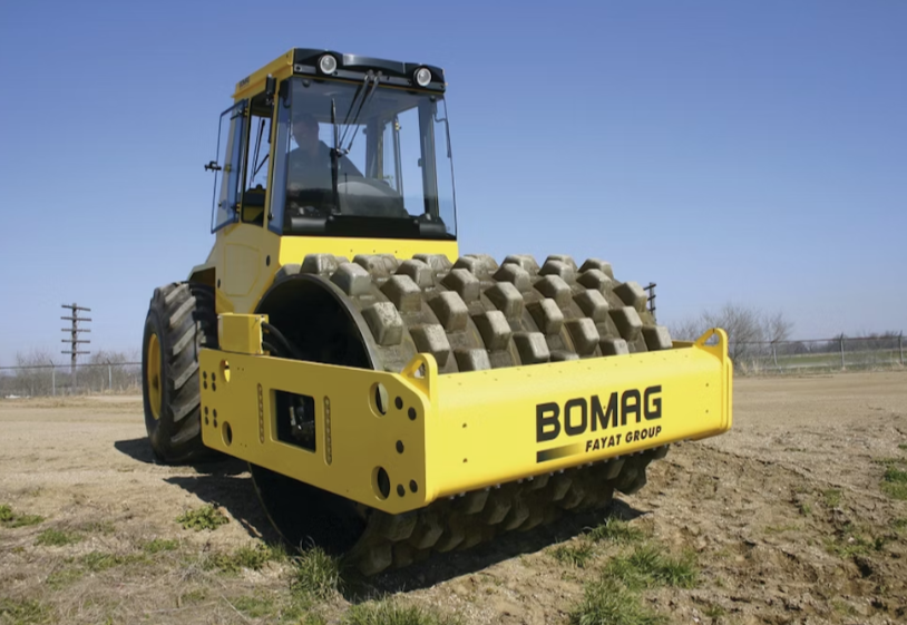 каток грунтовый бомаг 212, bomag bw 215 d-40, кулачковые катки, кулачковый каток для уплотнения грунта, каток для уплотнения грунта