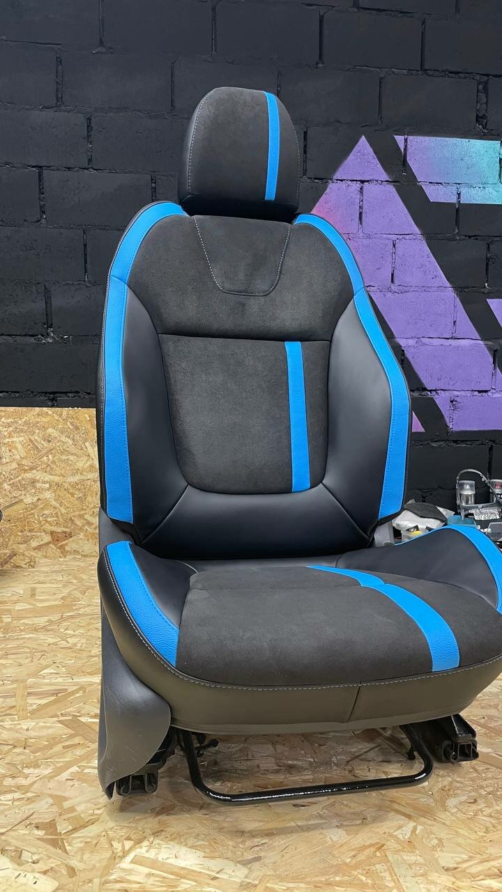 ford recaro сиденья, авточехлы, сиденья форд фокус 2, перешив сидений форд фокус 2, чехлы на сидения