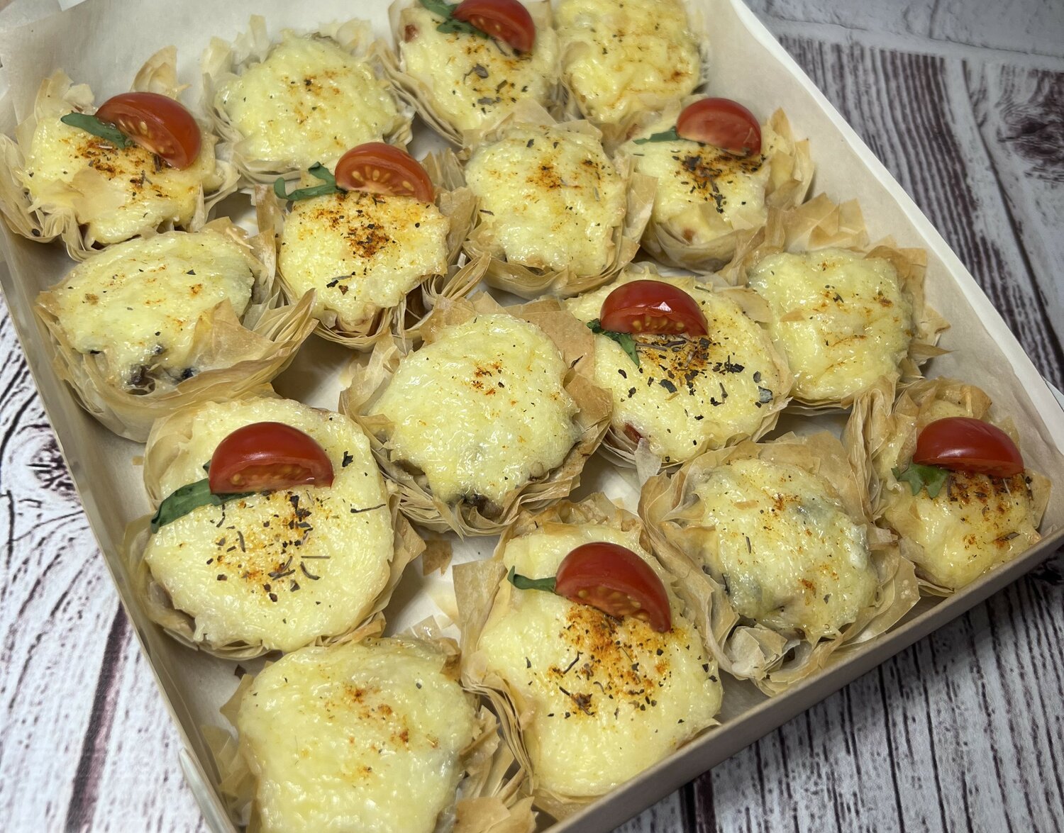 гнёзда из макарон с фаршем в духовке, макароны гнезда с фаршем, макароны гнезда рецепты, гнёзда с фаршем в духовке с сыром, макароны гнёзда с фаршем в духовке