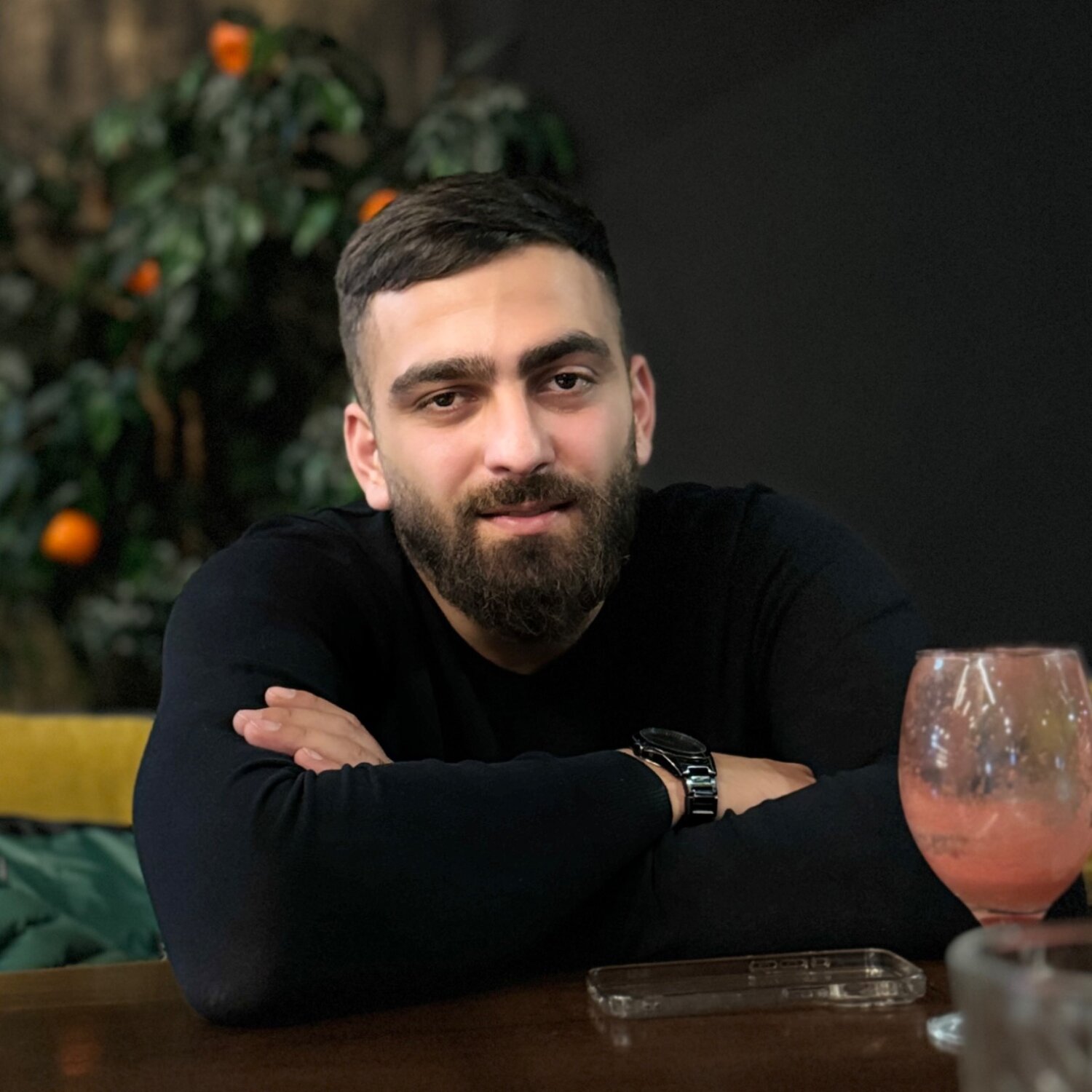 Акоп Б.