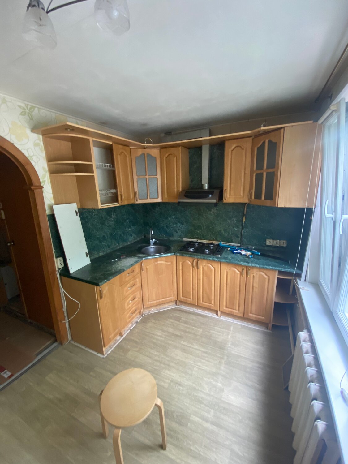 большая кухня, уютная кухня, квартир, квартира в панельном доме, двухкомнатная квартира