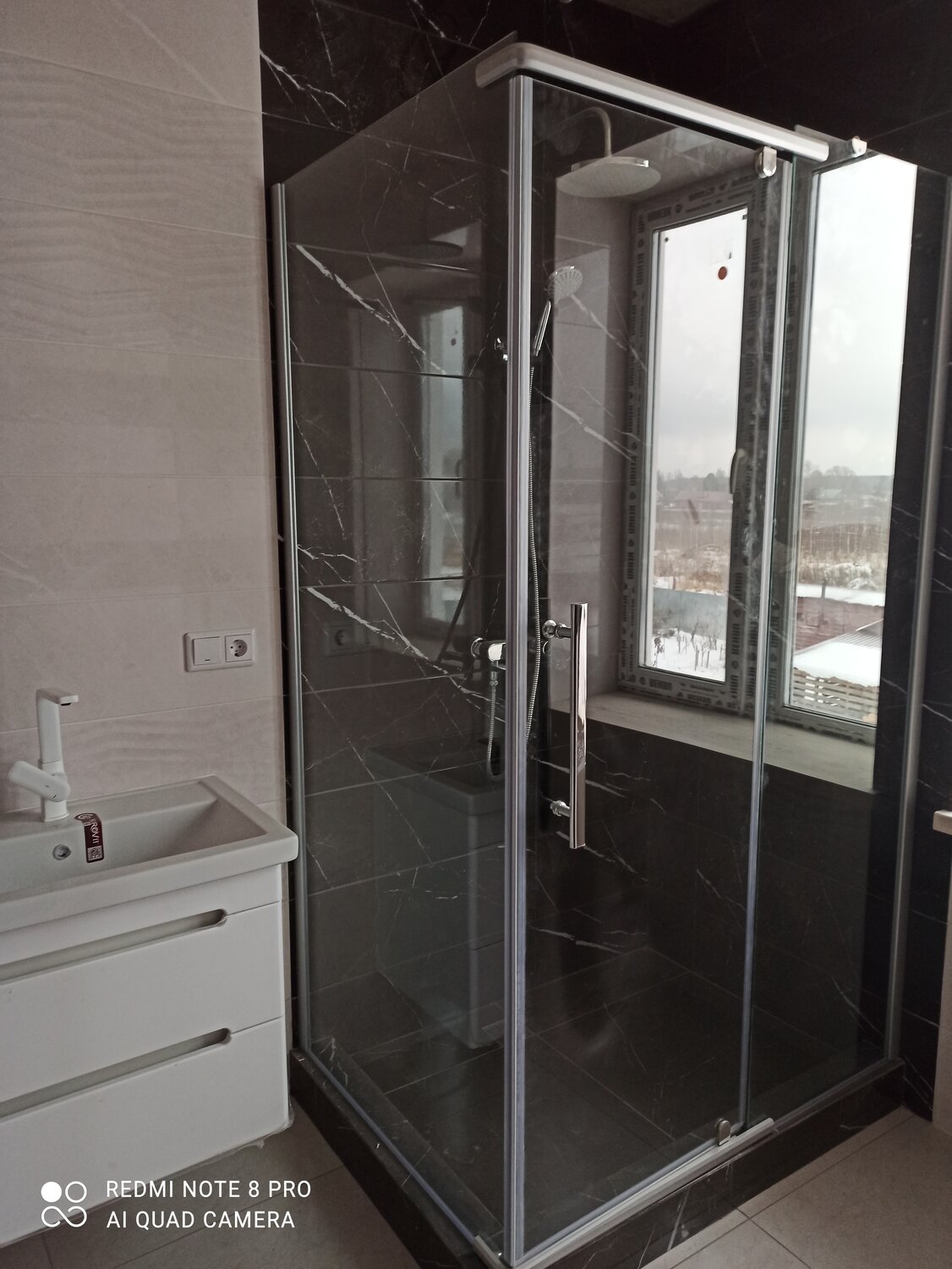 душевая кабина, душевая кабина huppe 80x80, душевая дверь, душевой уголок, ванна с душевой кабиной в корабле
