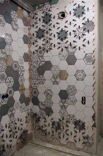 плитка макарена kerama marazzi, керама марацци шестиугольная плитка напольная, плитка шестигранник kerama marazzi пуату, гексагон пэчворк плитка, шестигранная плитка в углу