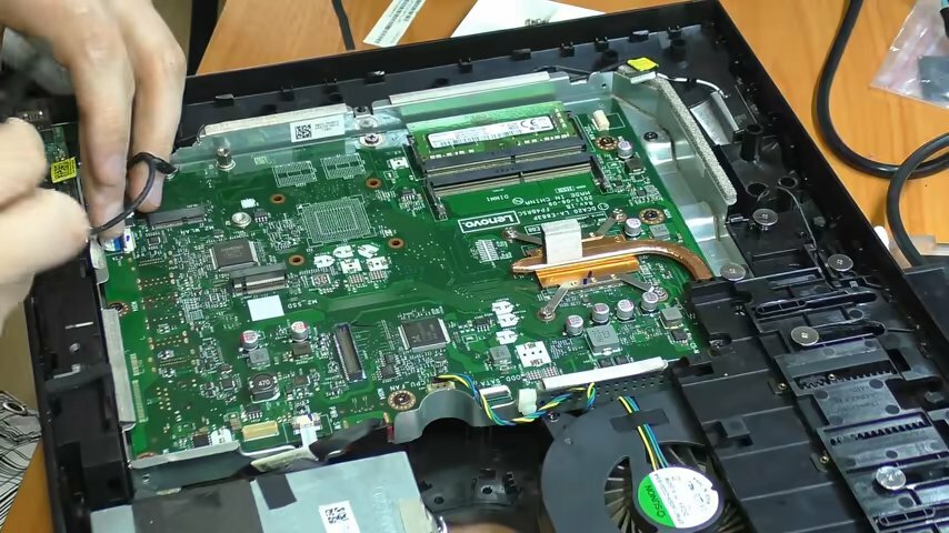 оперативная память для ноутбука acer aspire, wifi модуль для ноутбука toshiba satellite l300, ноутбук, внутри ноутбука, материнской платы, техника