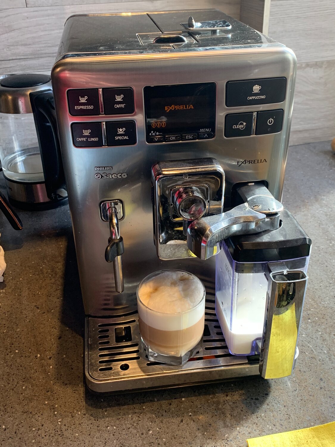 кофемашина saeco hd8856 exprelia, кофемашина saeco exprelia, saeco, кофемашина saeco energica cappuccino, кофемашина