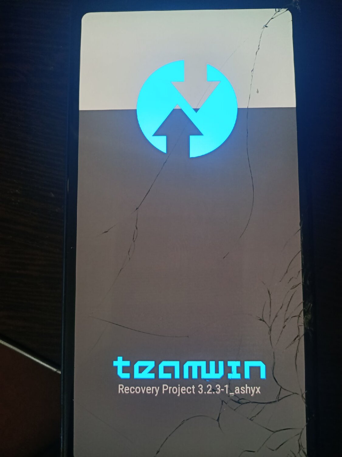 mi max 3 режим восстановления recovery project, team win recovery project, twrp 3.3.1-0, смартфон, twrp логотип