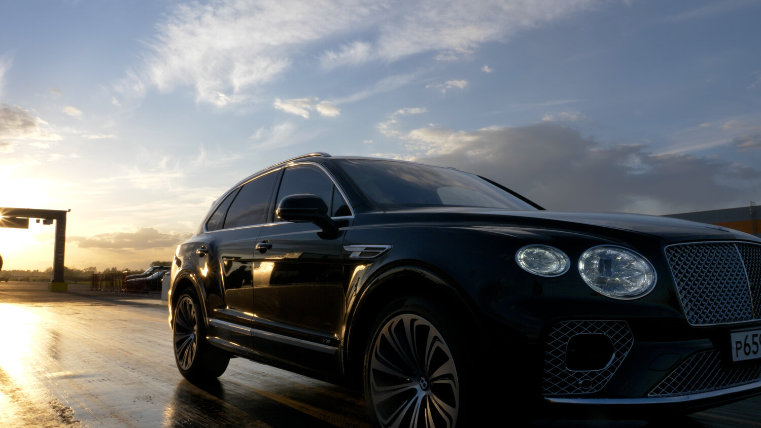 bentley bentayga, машина бентли бентайга, внедорожник bentley bentayga, бентли бентайга, Bentley Continental Flying Spur