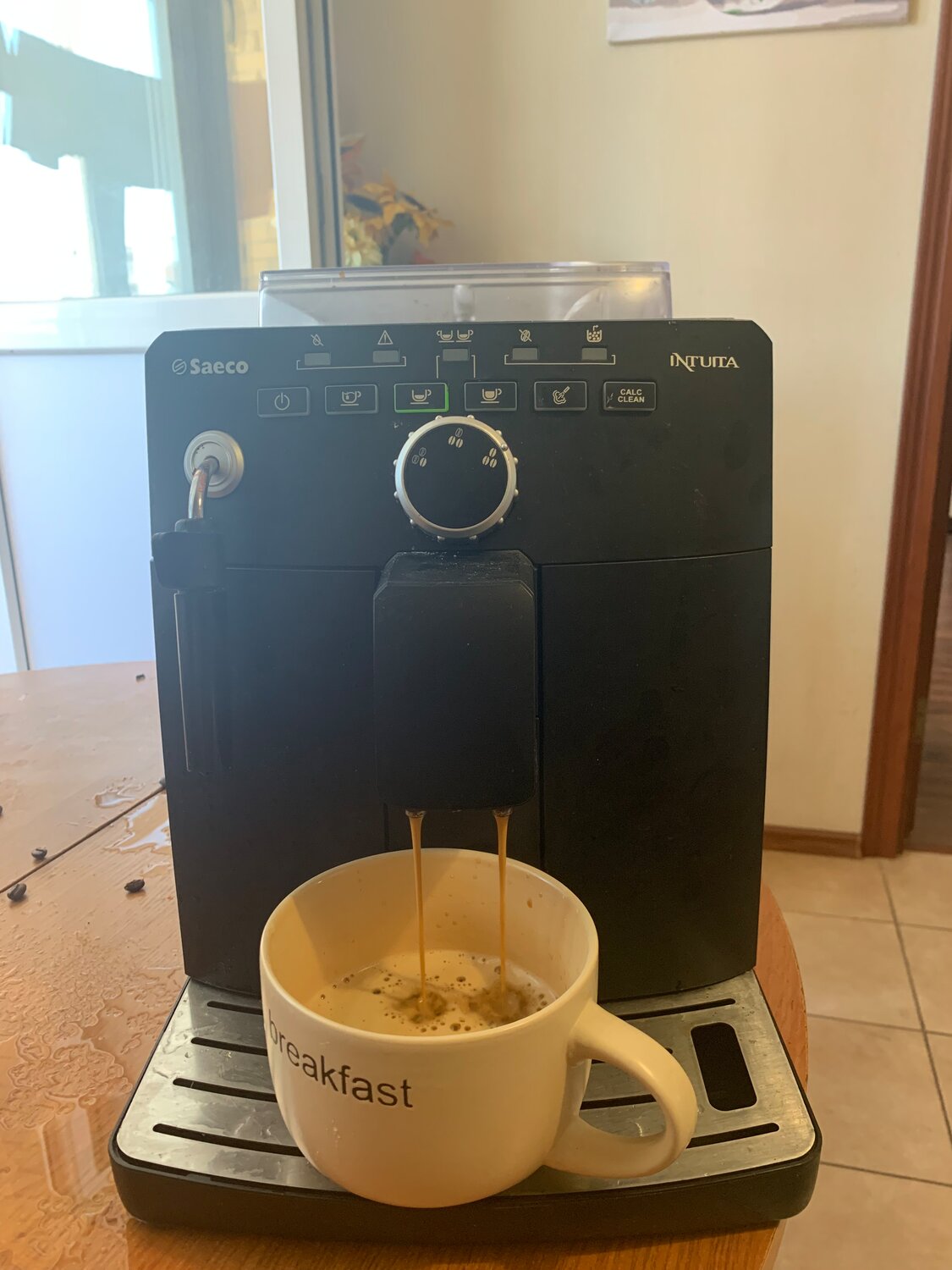 кофемашина, бытовая техника, кофемашина возле метро, кофемашина delonghi esam 2600, coffee grinder saeco minuto