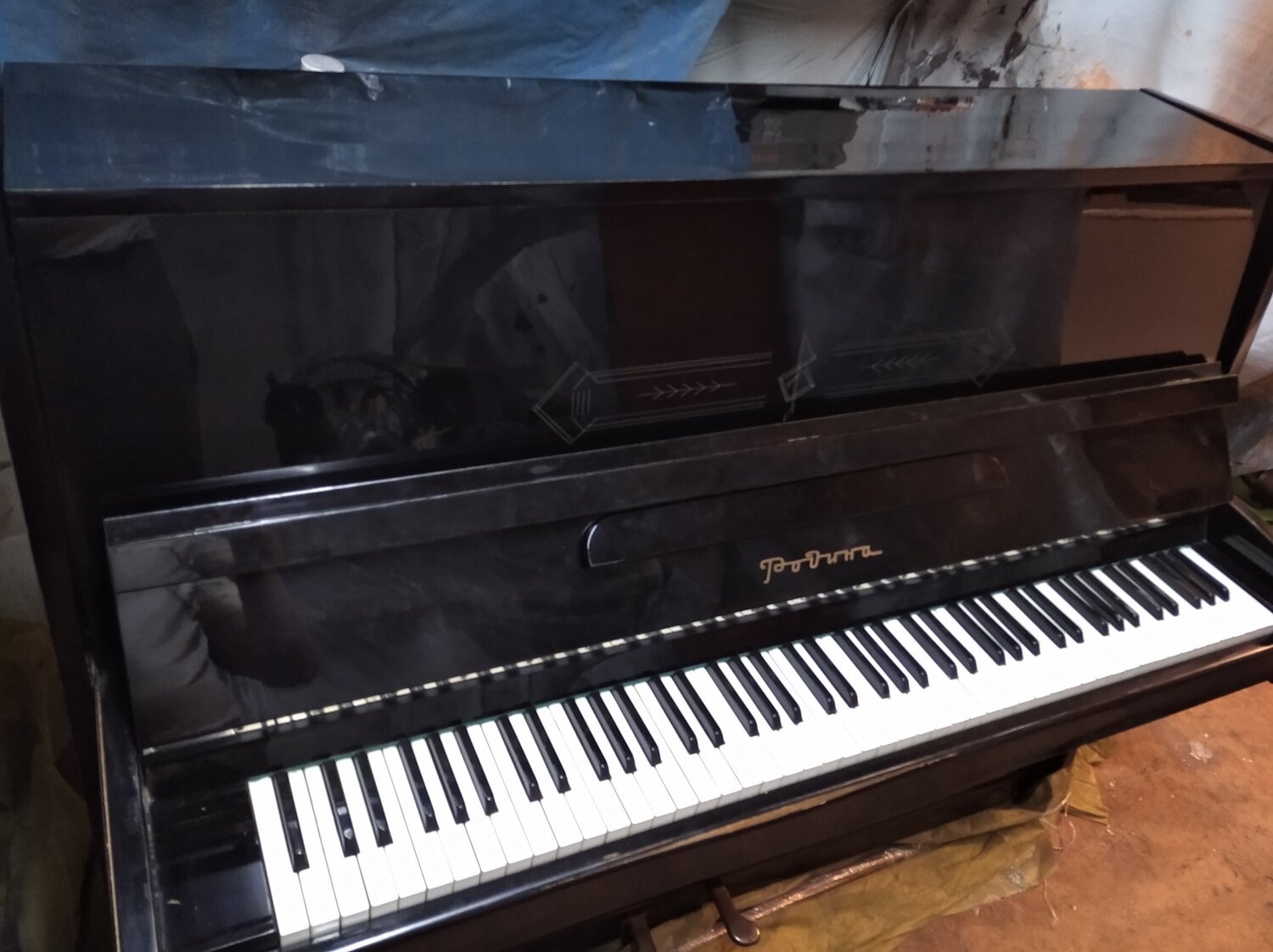 пианино, пианино красный октябрь н4р, пианино кубань черное, пианино кубань, пианино красный октябрь 1996