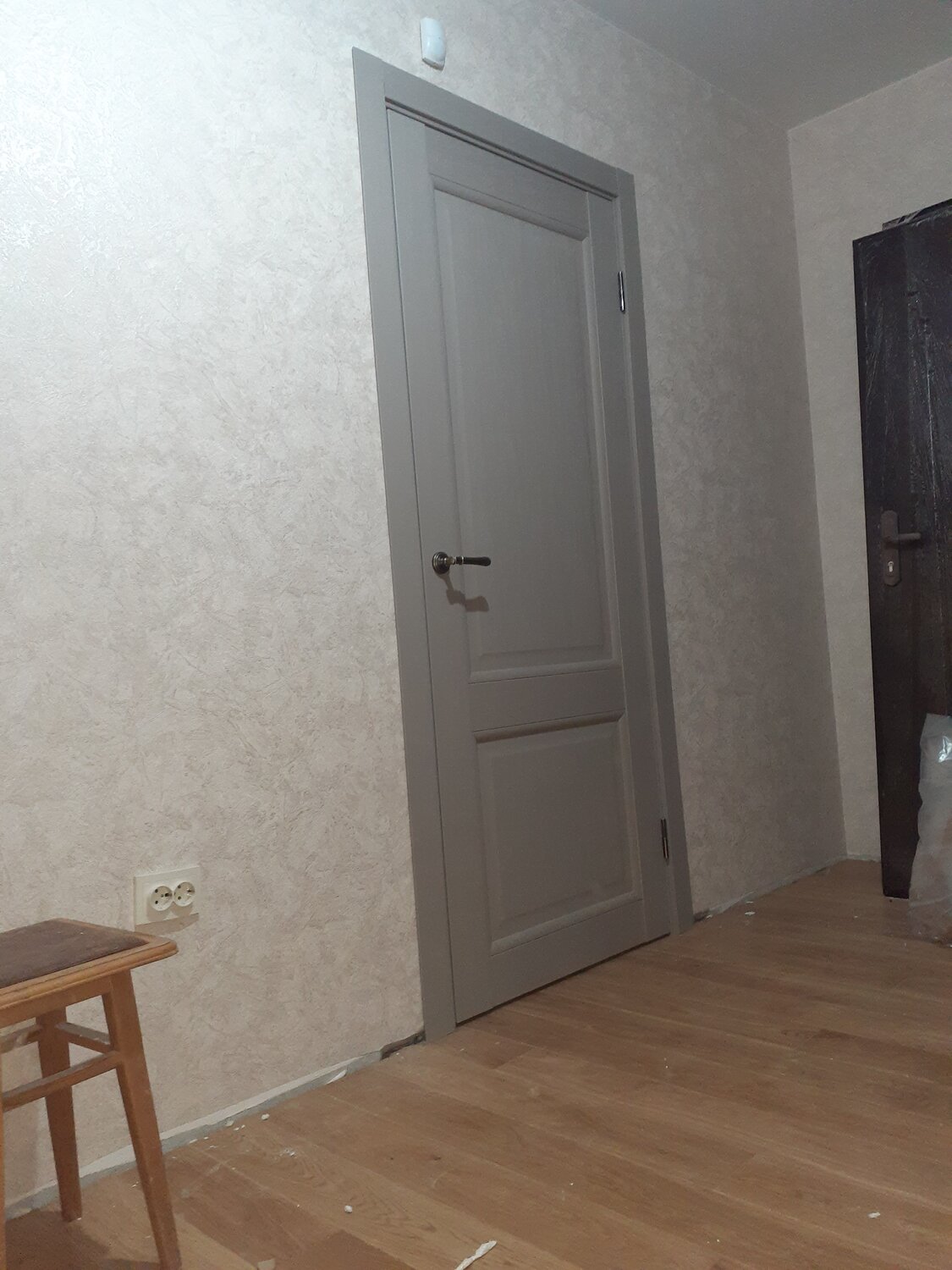 профиль дорс 1u аляска, профиль дорс 108u аляска, двери профиль дорс стоун в интерьере, дверь, профиль дорс 20u манхеттен