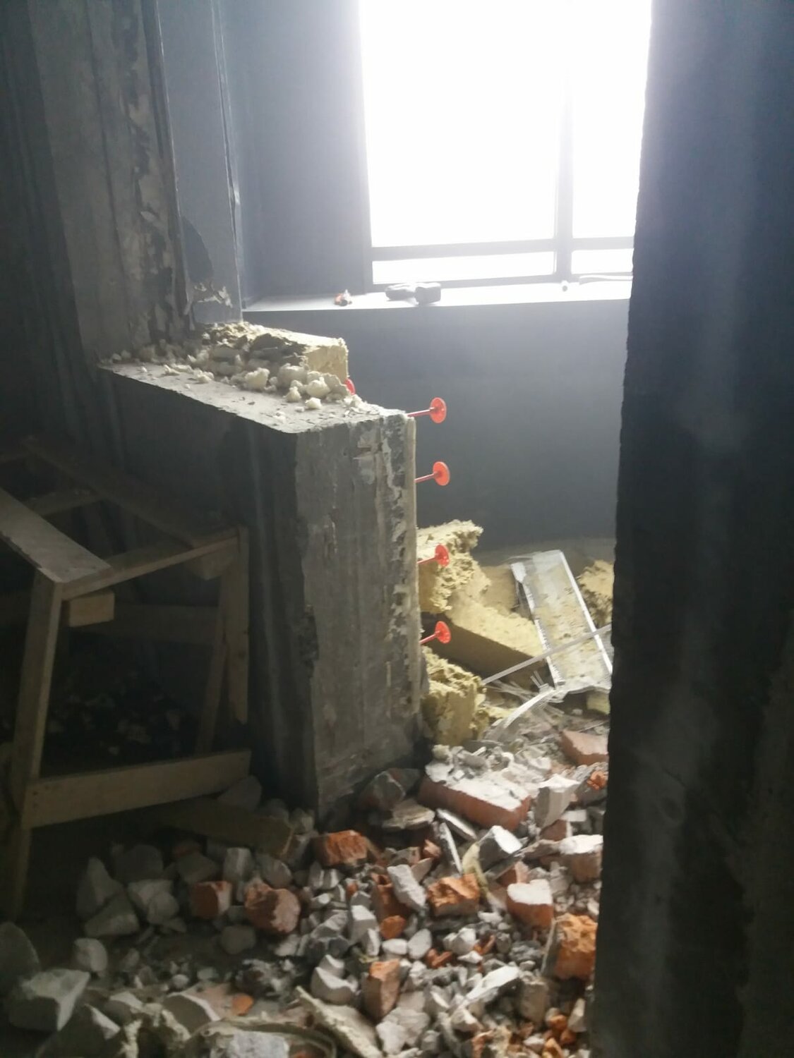 пожар в квартире, липецкий пожар комнаты, пожар в пятиэтажном доме, пожар, квартира