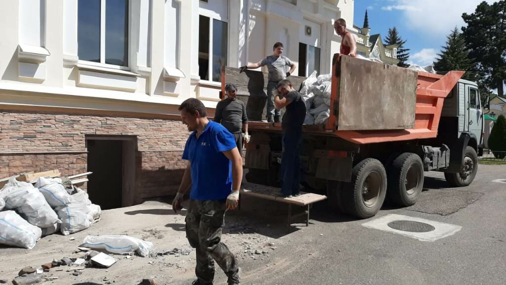 грузчики псков, вывоз мусора камаз грузчики, вывоз строительного мусора камаз, вывоз мусора, грузчики