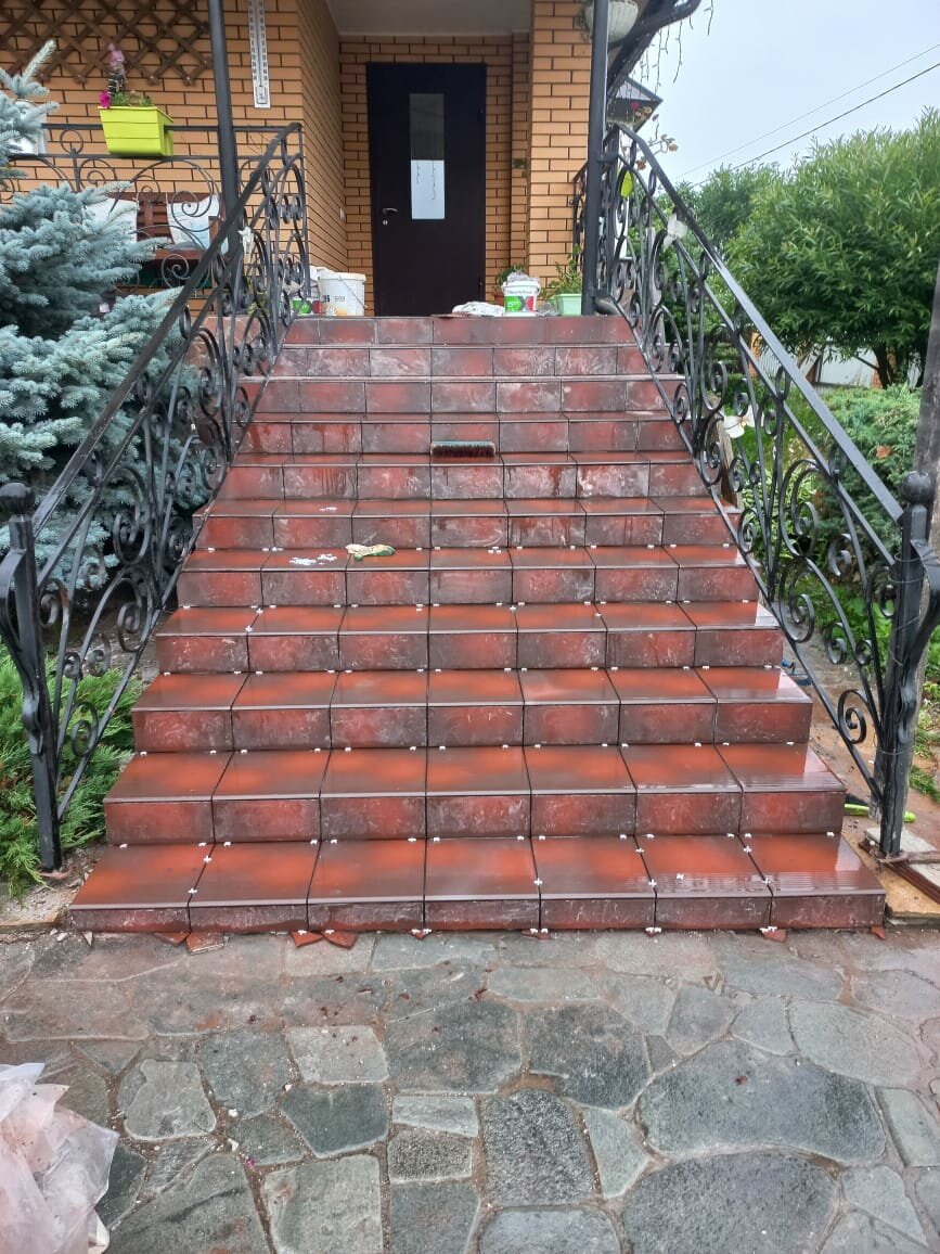 крыльцо в частном доме, уличные лестницы для крыльца, лестница для крыльца, ступени крыльца, ступени для крыльца уличные