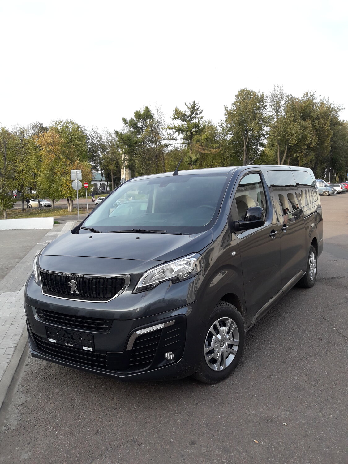 peugeot traveller черный № о992хт31 vin z8tveahxvjm006670, микроавтобус пежо травеллер, peugeot traveller 2018, peugeot traveller long, 2018, Citroen C3 Picasso I Рестайлинг