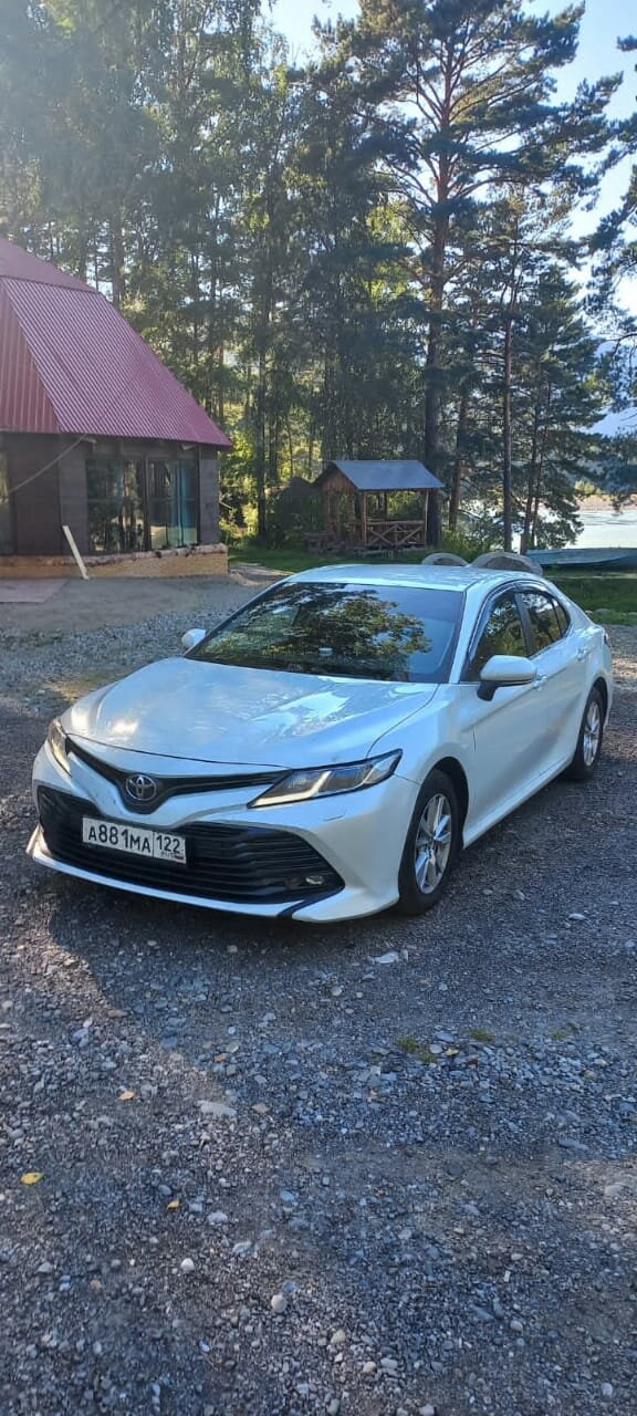 toyota camry, тойота камри новая, белая тойота камри, тойота камри 2018, Tesla Model S