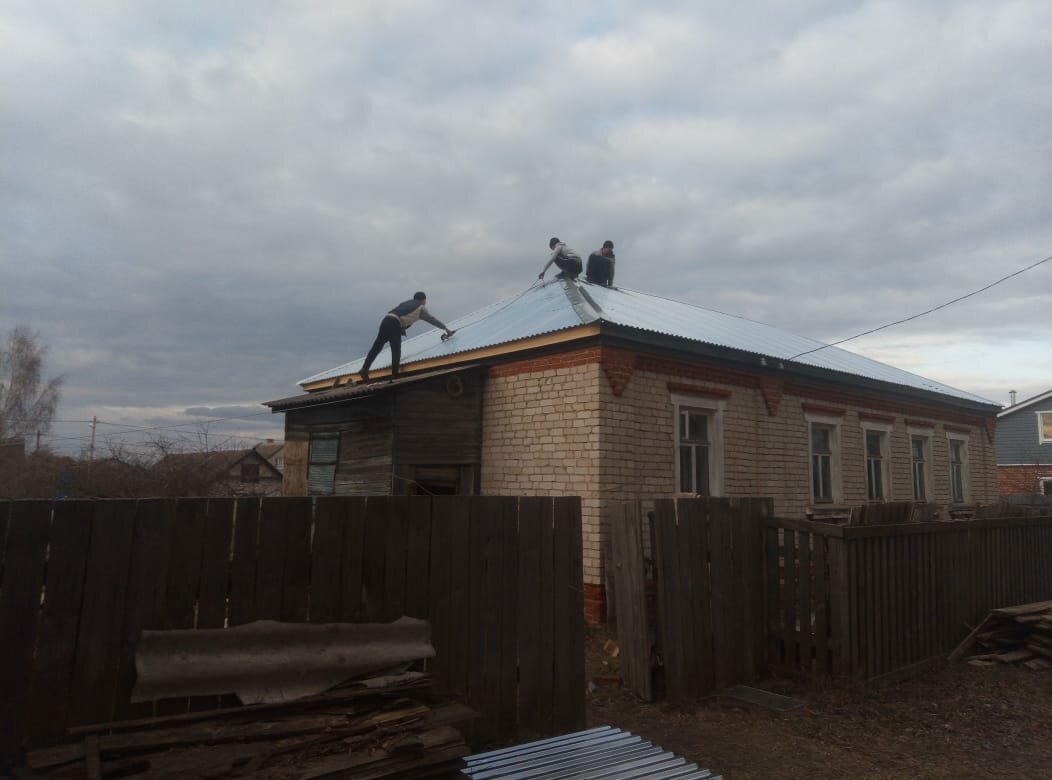 дом в селе, дом в деревне, одноэтажный дом, дом дача, участок с домом