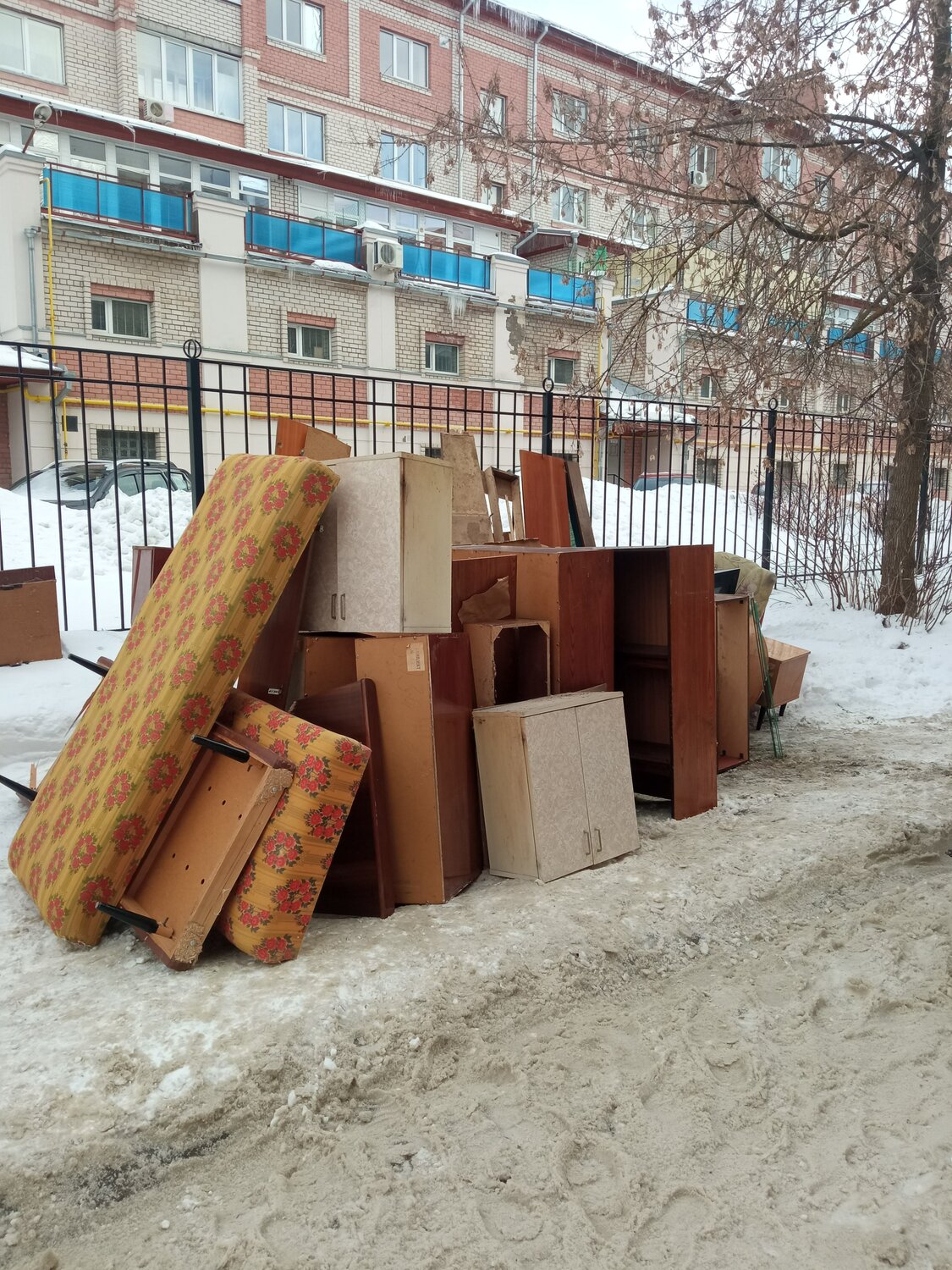мусор, строительный мусор, мусорный бак, отходы, мусорный контейнер