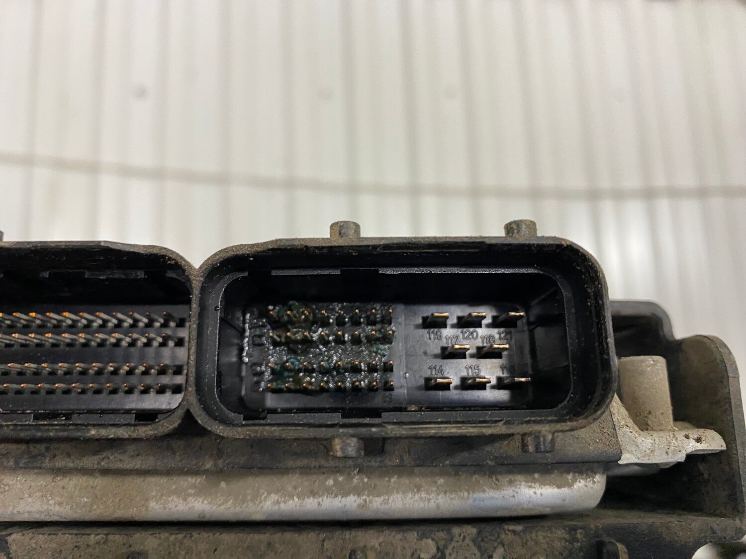 эбу разъём шевроле круз 1.8, распиновка эбу sagem s2000 peugeot, эбу двигателя, блок управления двигателя, блок управления двс