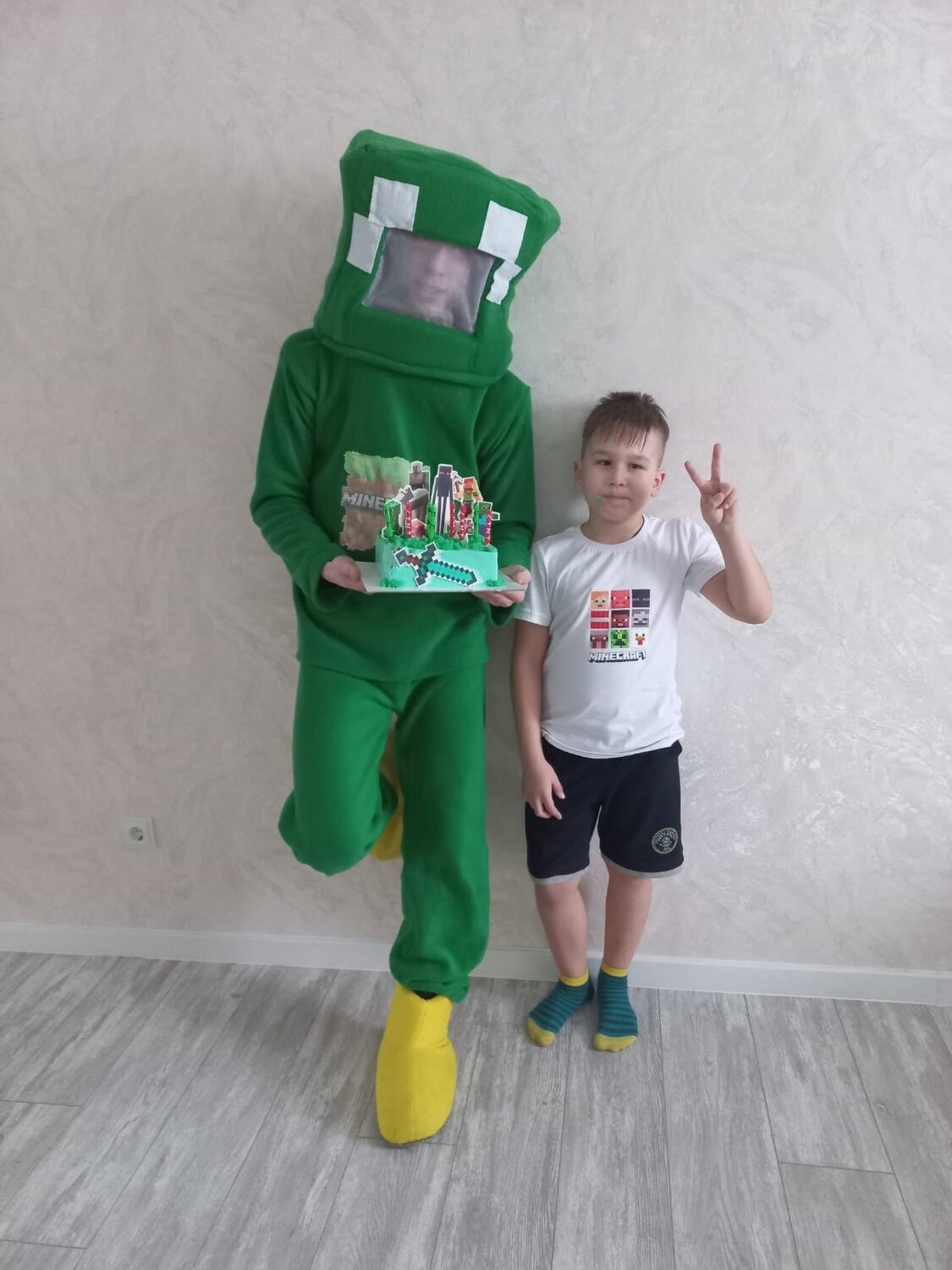 костюм майнкрафт, майнкрафт костюм аниматора, крипер майнкрафт, майнкрафт аниматор, костюм крипера