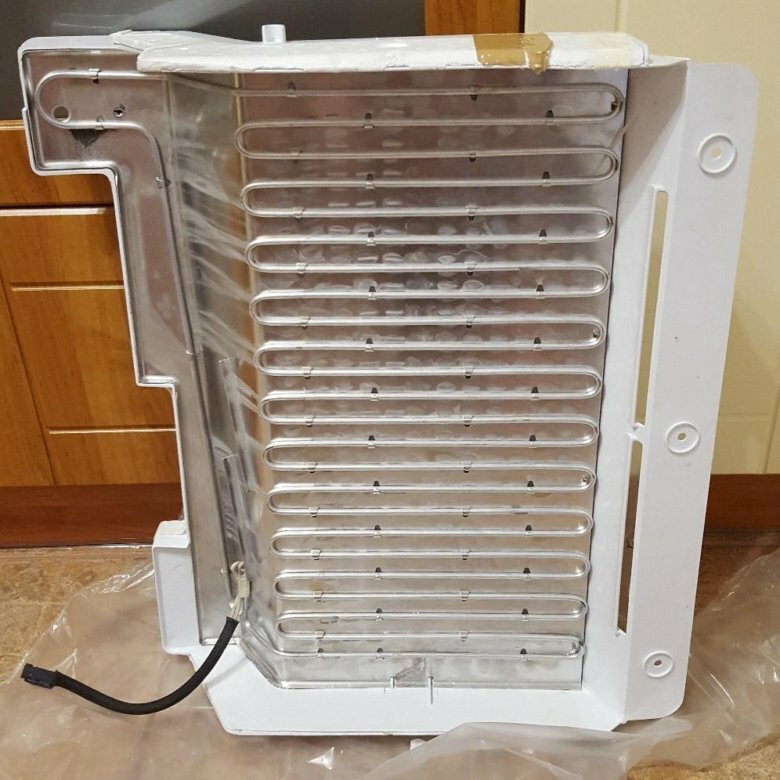 испаритель холодильник siemens, тэн оттайки bosch 00686877, поддон каплепадения для холодильника siemens kg49nh70ru, водяной нагреватель whc 150*150-2, кондиционер тойота королла 120