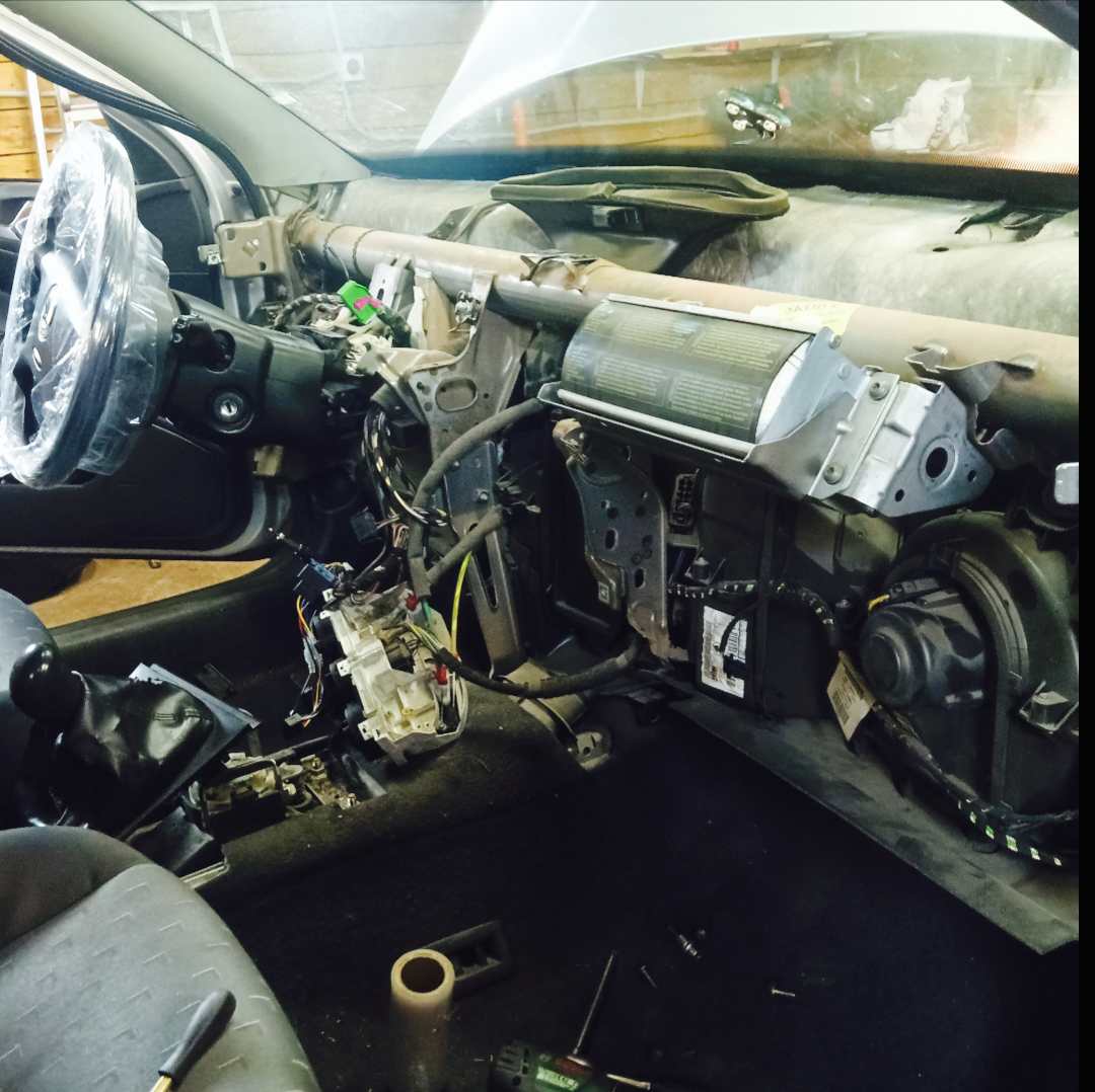 замена радиатора печки, печка, печка audi a3 8l, перекомпоновка торпеды автомобиля, отопитель