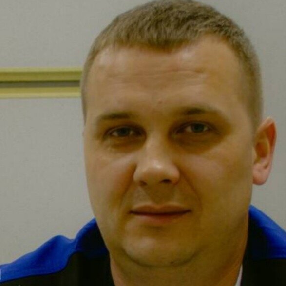 Михаил Иванов