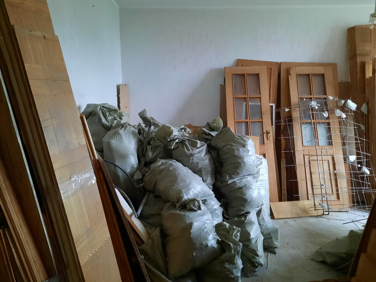 Демонтаж перегородок в квартире