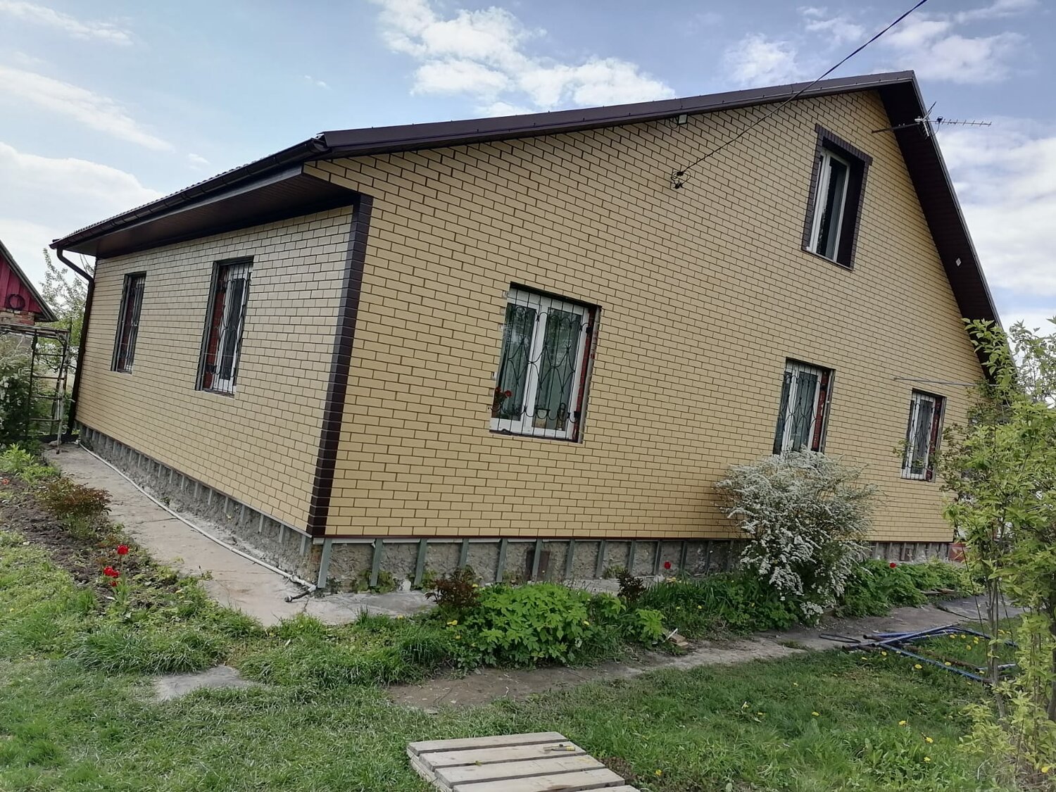 фасад дома, дом в с. аскино башкирия, наружная отделка дома, отделка дома, коттедж