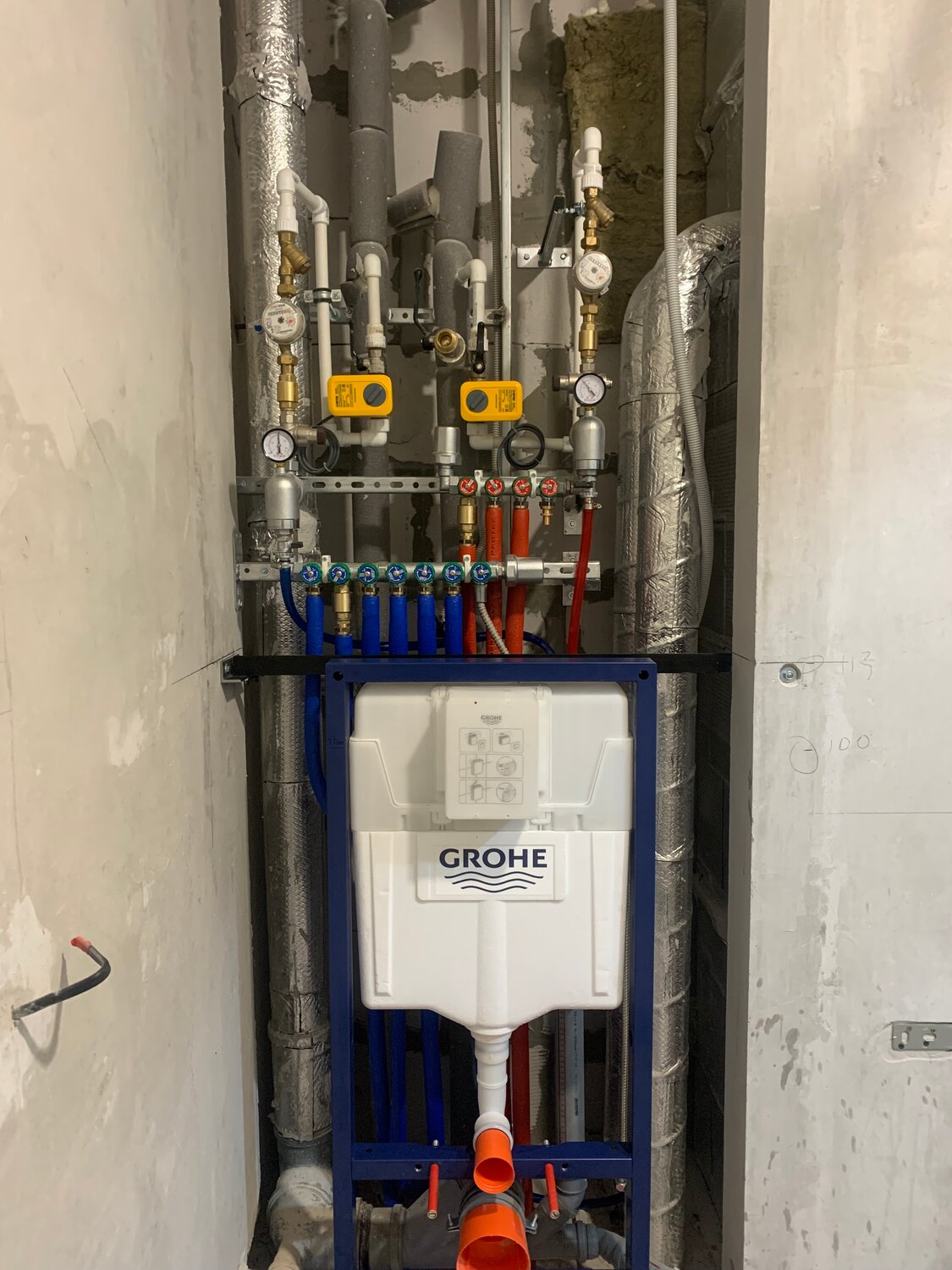 инсталляция grohe для биде монтаж, монтаж инсталляции grohe rapid sl, сантехника монтаж, установка чистовой сантехники, инсталляция водоснабжения