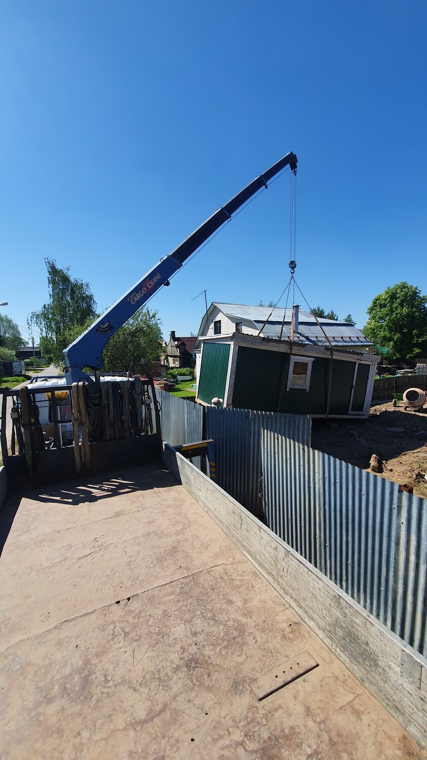 бытовка на манипуляторе, манипулятор, перевозка бытовок, манипулятор кран, бытовка домик