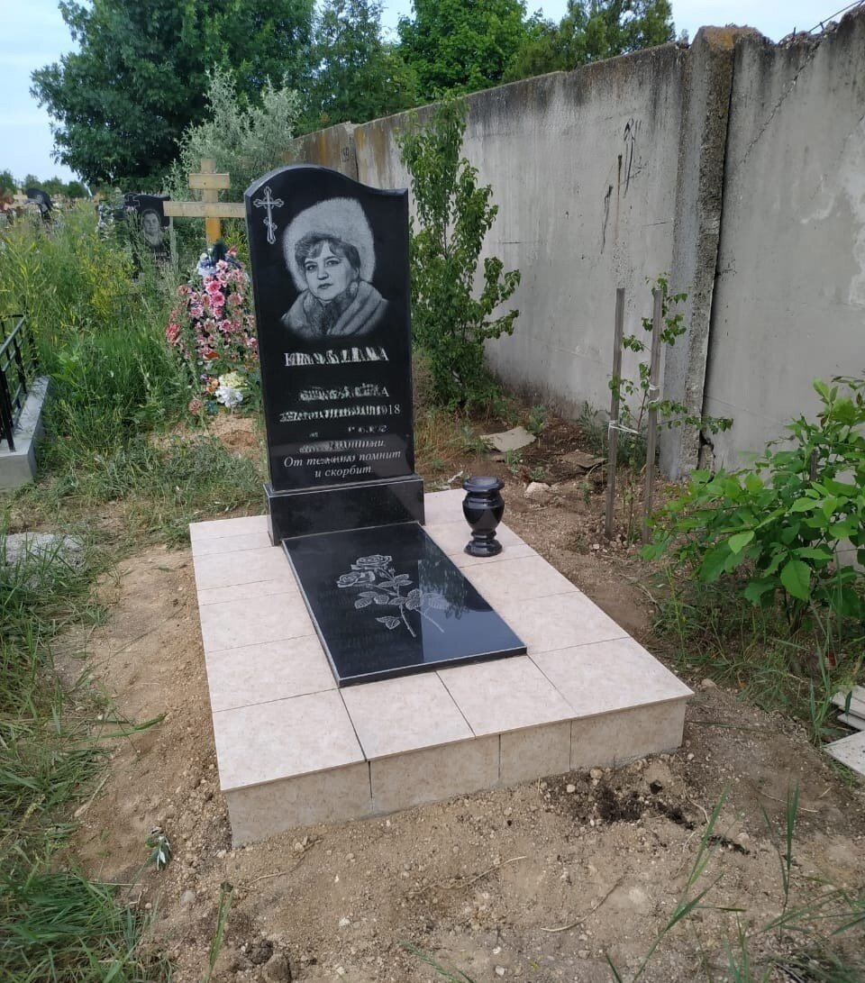 памятник, памятника на могилу, гранитные памятники, памятник для бабушки на могилу, памятник для мамы на могилу