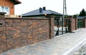кирпичные заборные блоки арбет, блоки арбет заборные, забор из блоков рваный камень, профлист белый камень с-8, забор из рваного блока