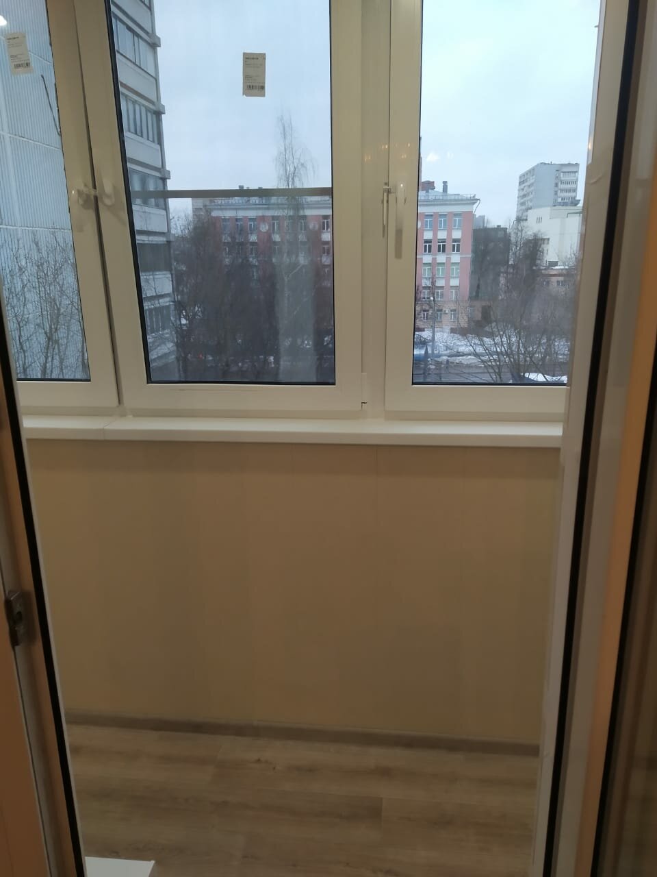 балкон, лоджия, окна, панорама лоджия орех, внутренняя отделка балкона в светлых тонах