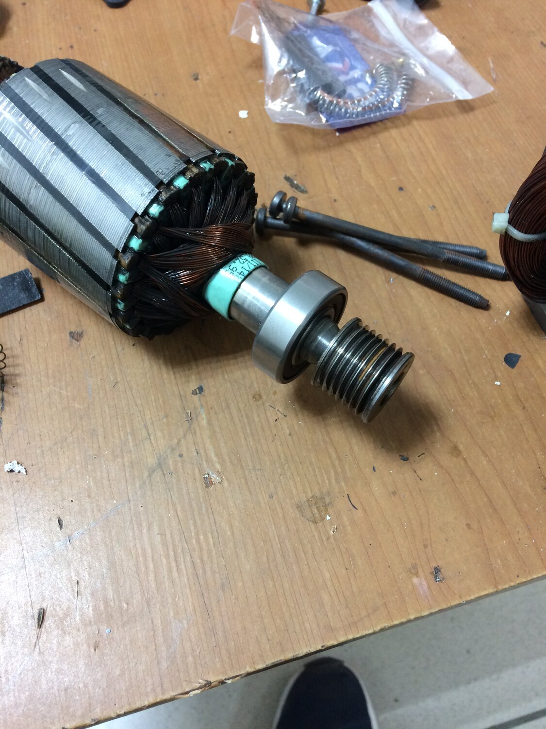 якорь для фиолент фрезер 1100вт, якорь идфр684263027и, статор makita 526093-4, якорь фрезера диолд 1.25, ротор для болгарки