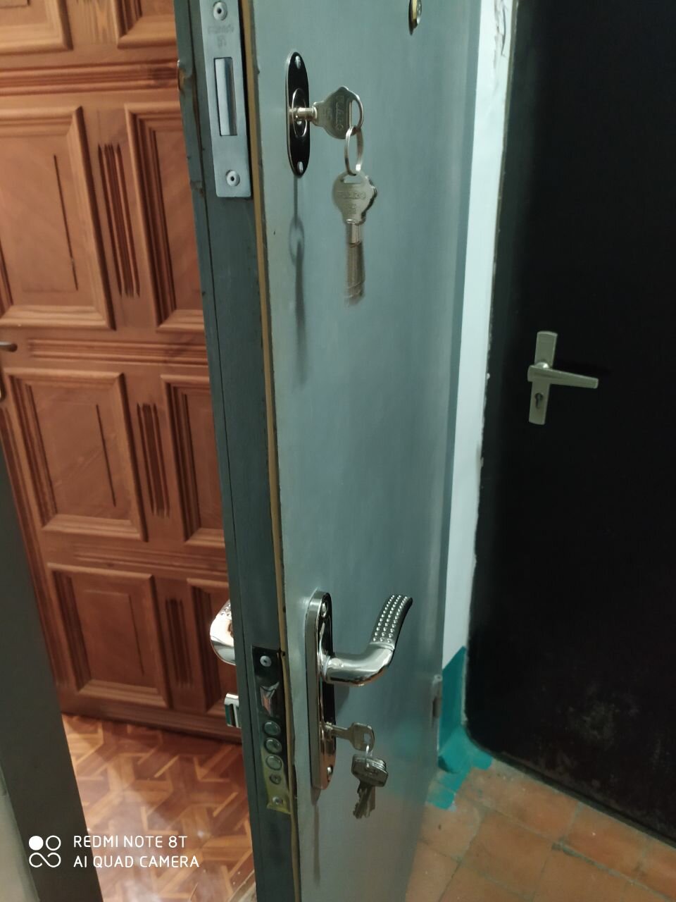 дверной замок китайской двери мастер лоск, дверь, двери бу, замок в металлическую дверь, металлические двери