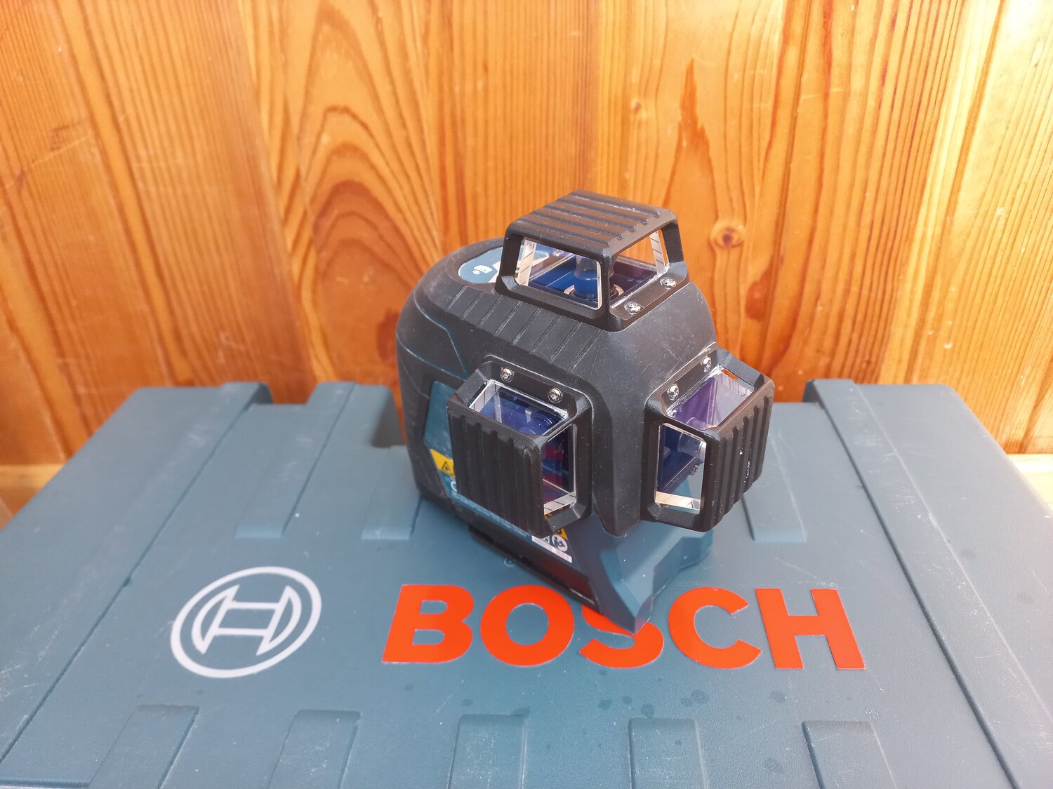 лазерный уровень bosch, лазерный нивелир gll 3-80 professional, лазерный нивелир bosch, нивелир bosch, нивелир лазерный bosch gll 3-80