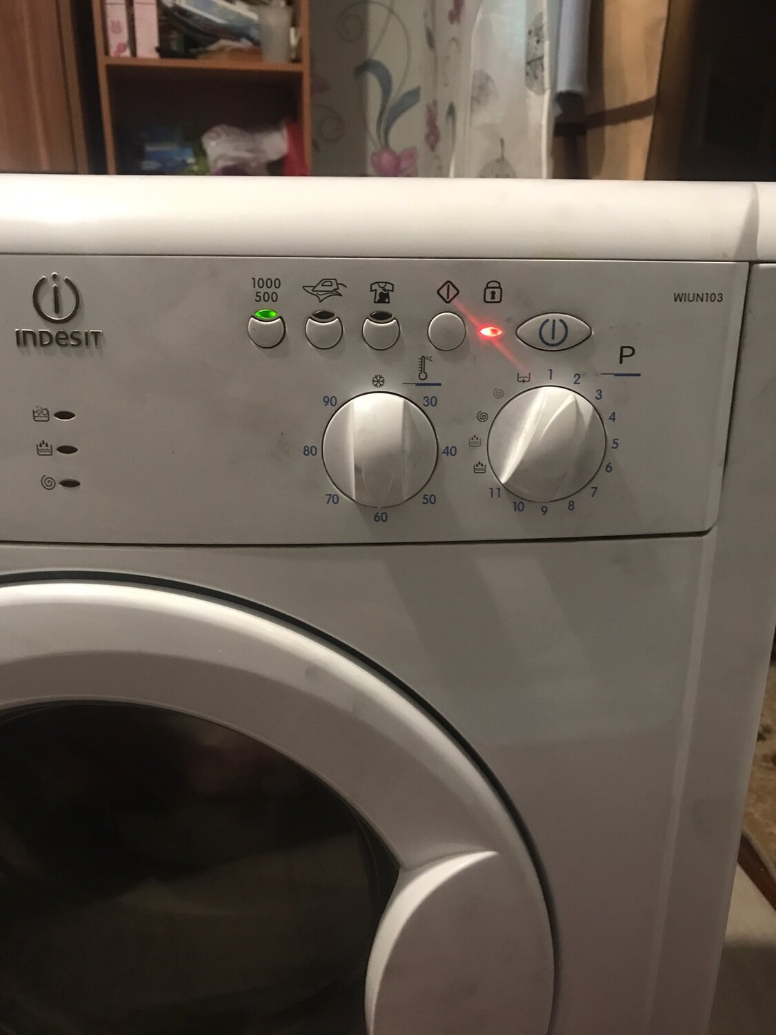 стиральная машина indesit, indesit, стиральная машина индезит, indesit wisl 102, стиральная машина indesit wisl 102