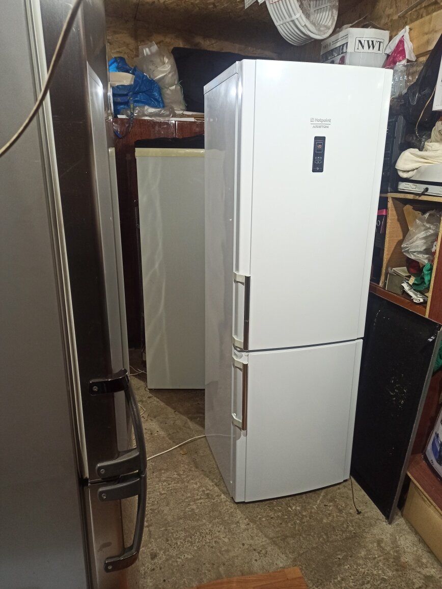 холодильник, холодильник hotpoint ariston, холодильник двухкамерный, бу холодильники, холодильник бытовой