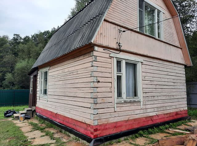 Подъём дома и замена гнилых венцов