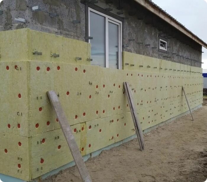 утепление фасада, минвата 100 мм под сайдинг, минплита для утепления фасада под сайдинг, утепление дома, утепление стен дома снаружи