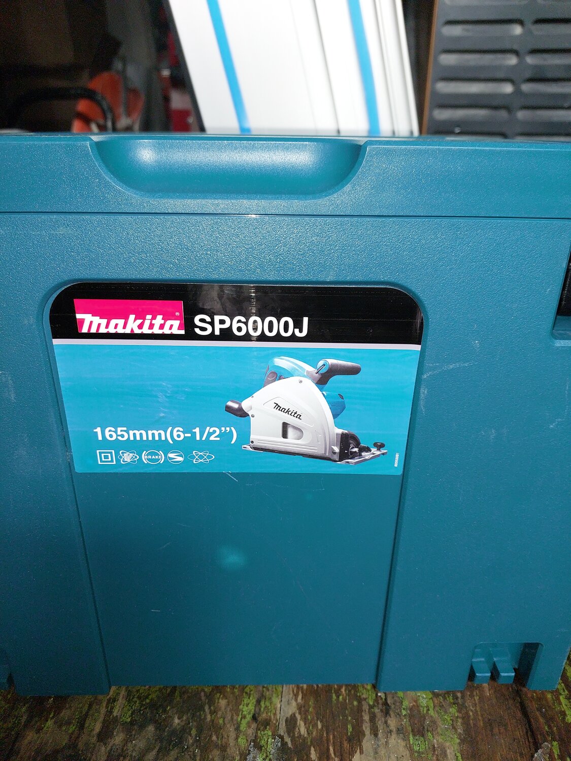 циркулярная пила makita, пила makita, makita sp6000j, makita, погружная пила макита sp6000