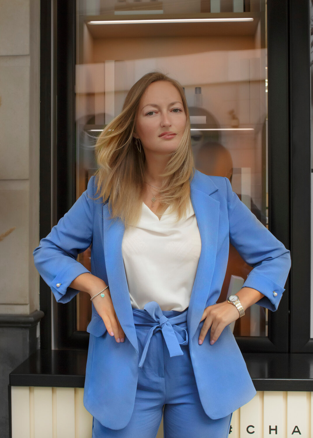 жакет, девушка, голубой жакет, жакет приталенный, пиджак