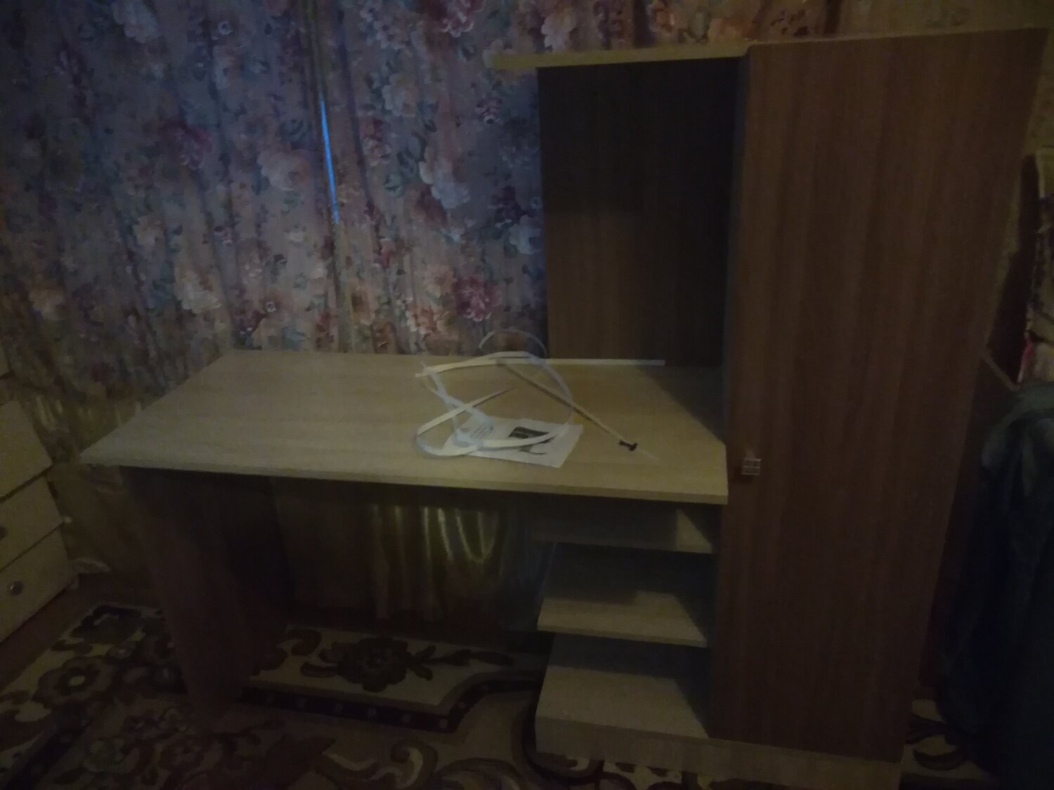 мебель, стол, стол компьютерный, стол бу, шкаф стол для школьника