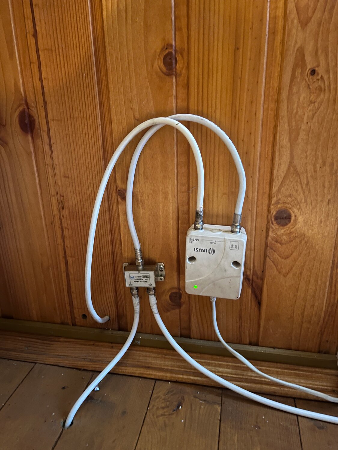 антенный разветвитель на 2 телевизора цифровой, антенный разветвитель, подключение антенного кабеля, усилитель кабельного тв, подключение тв кабеля