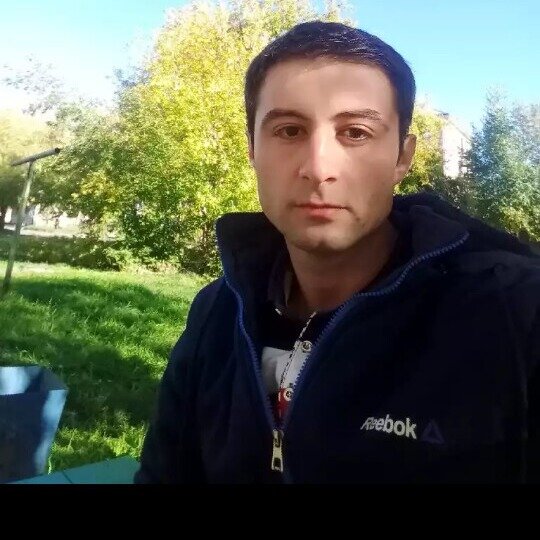 Отабек Абдурахмонов