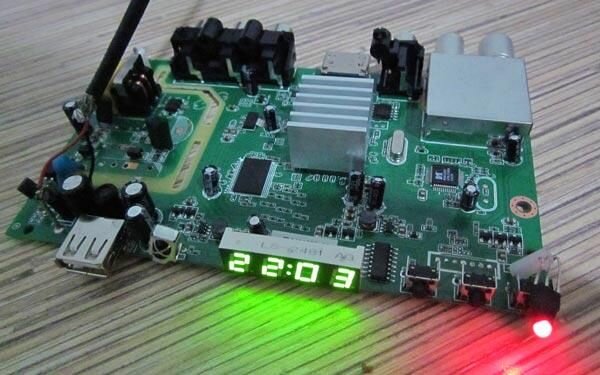 приставка dvb t 2, bbk t2 приставка плата, приставка двб т2, hl-1151t2msd7t00+r836-v1.2, тв тюнер t2 плата