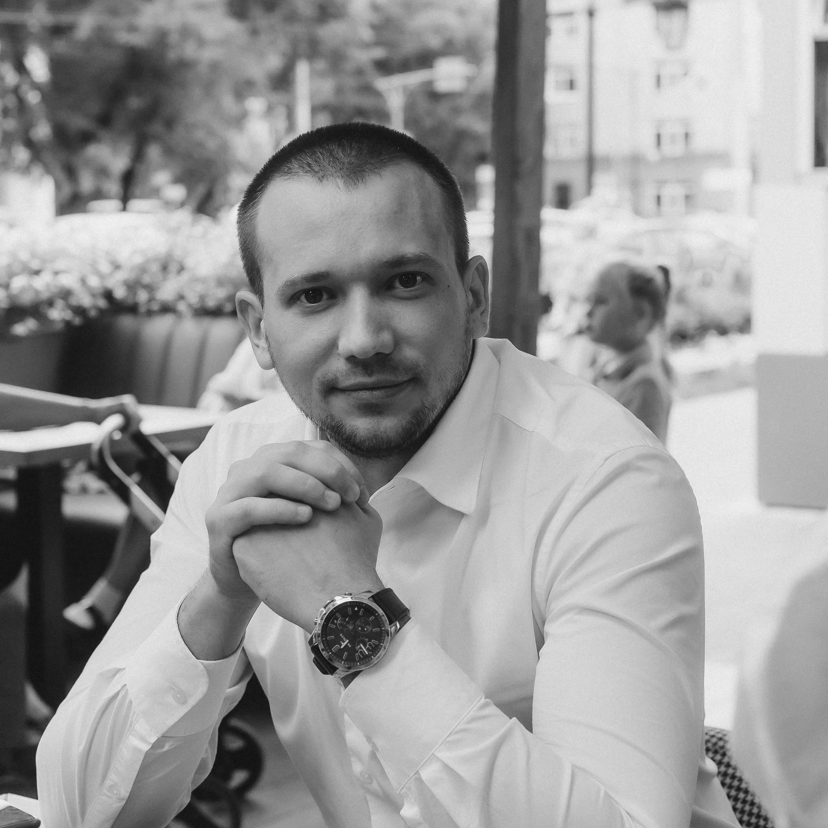Иван Эдуардович Селезнёв