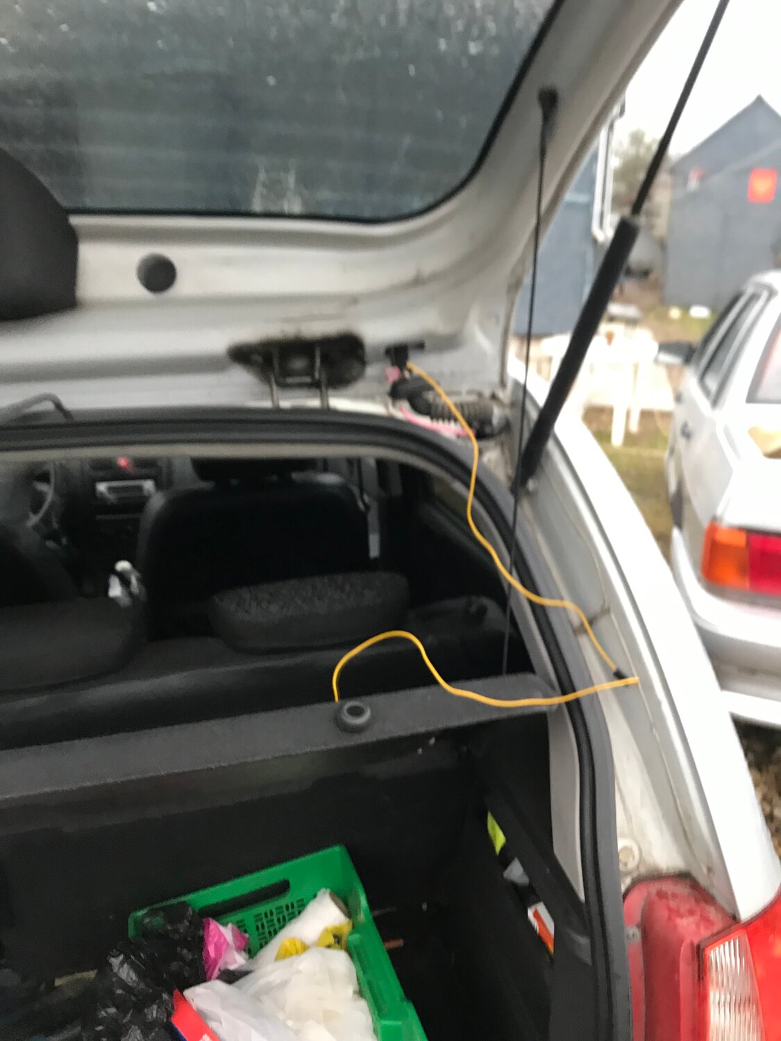 камера заднего вида honda crv rd1, концевик багажника лада веста, подключение камеры заднего вида, камера заднего вида opel astra h универсал, проводка багажника лада приора хэтчбек